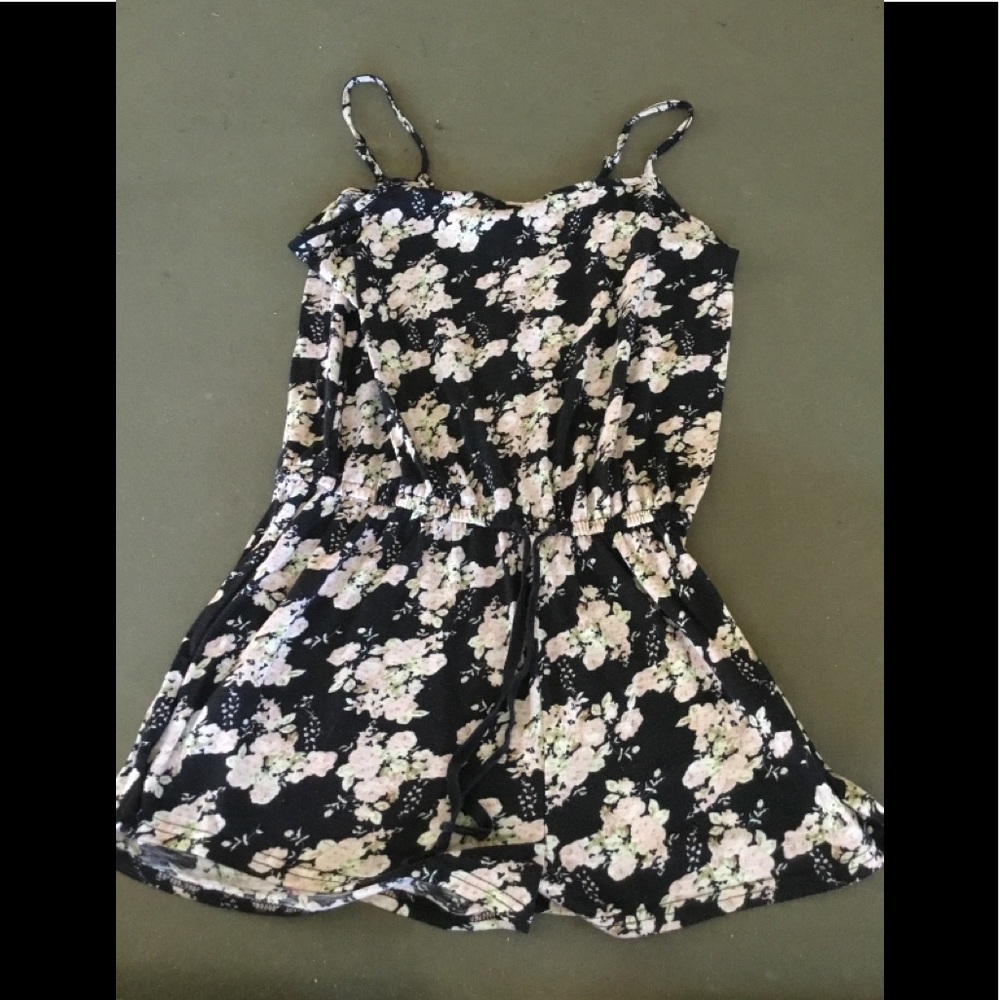 Cotton on small shorts dress nice summer time
